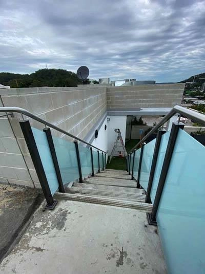 Types of Stainless Steel Hand Rails