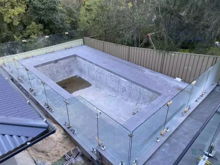 Glass pool fencing - australiamf.com.au