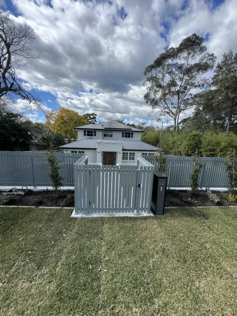 Vertical Slat Fencing in sydney