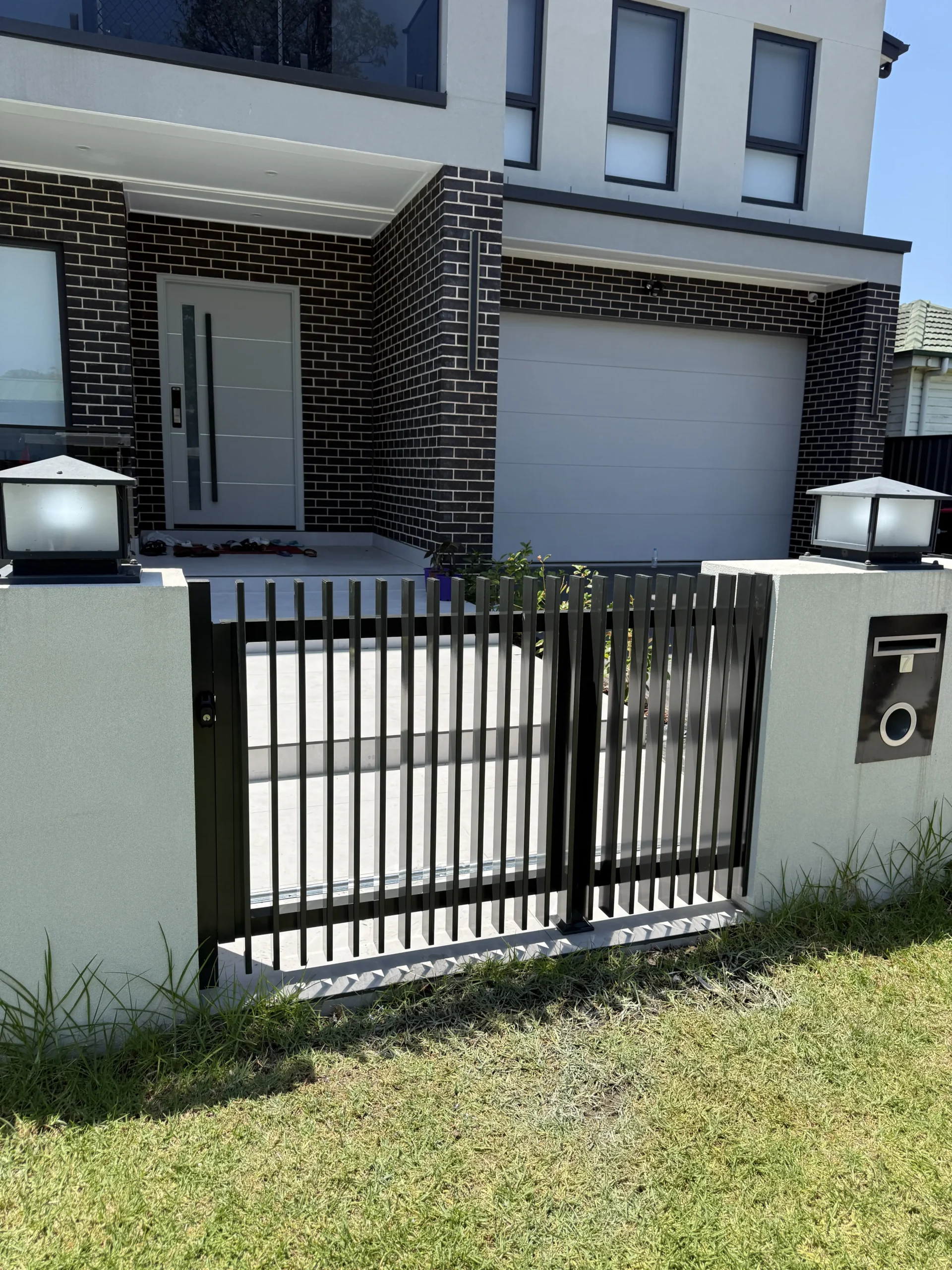 australia mf gates